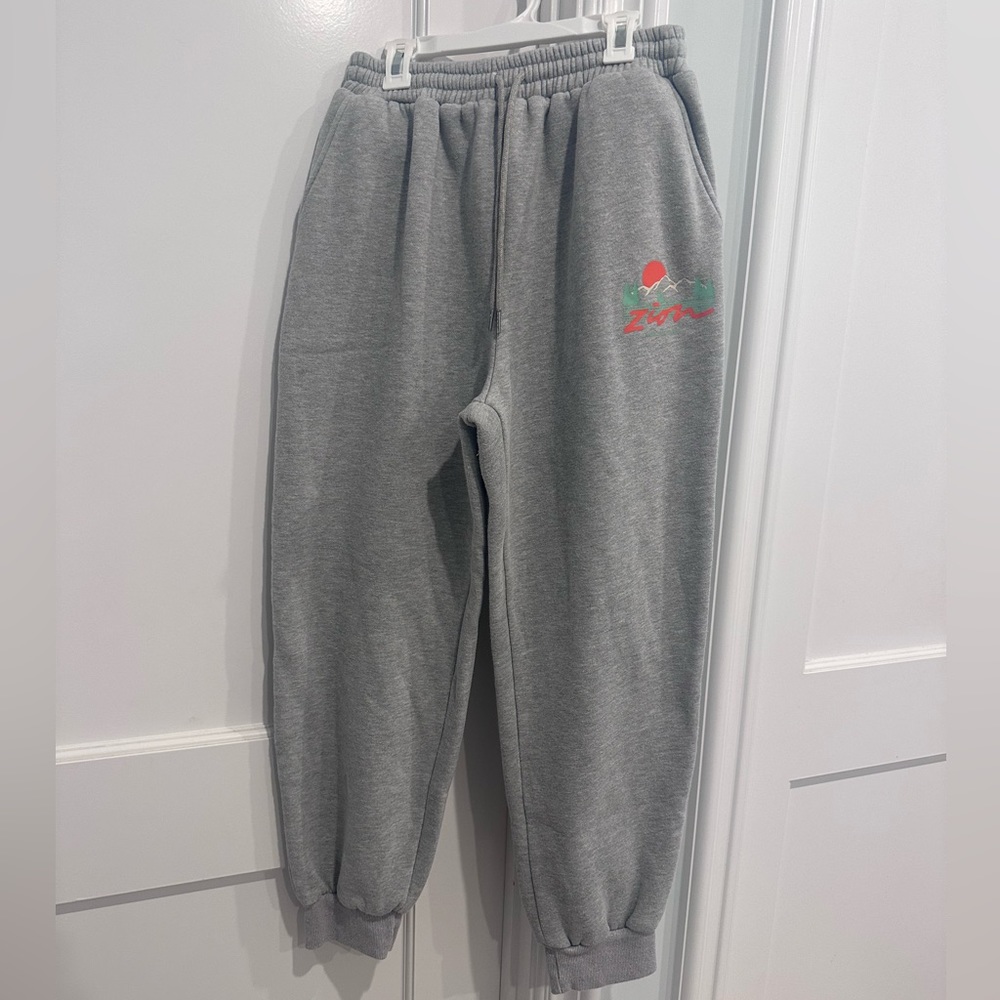 Zion national park grey sweat pants